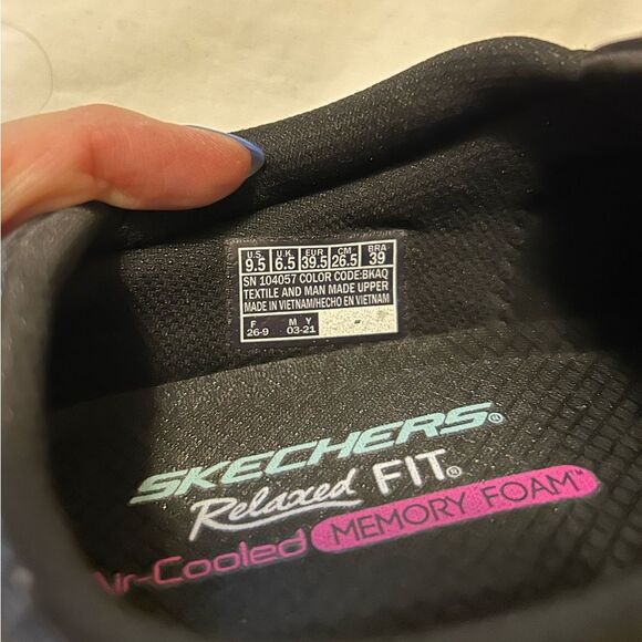 NWOT Skechers Relaxed Fit Skech-Air Edge Brite Times Sneaker women’s size 9.5 - Picture 9 of 11